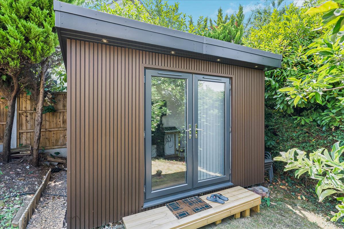 Property Image b005e42d-85ee-4d29-9e2e-526913832d72