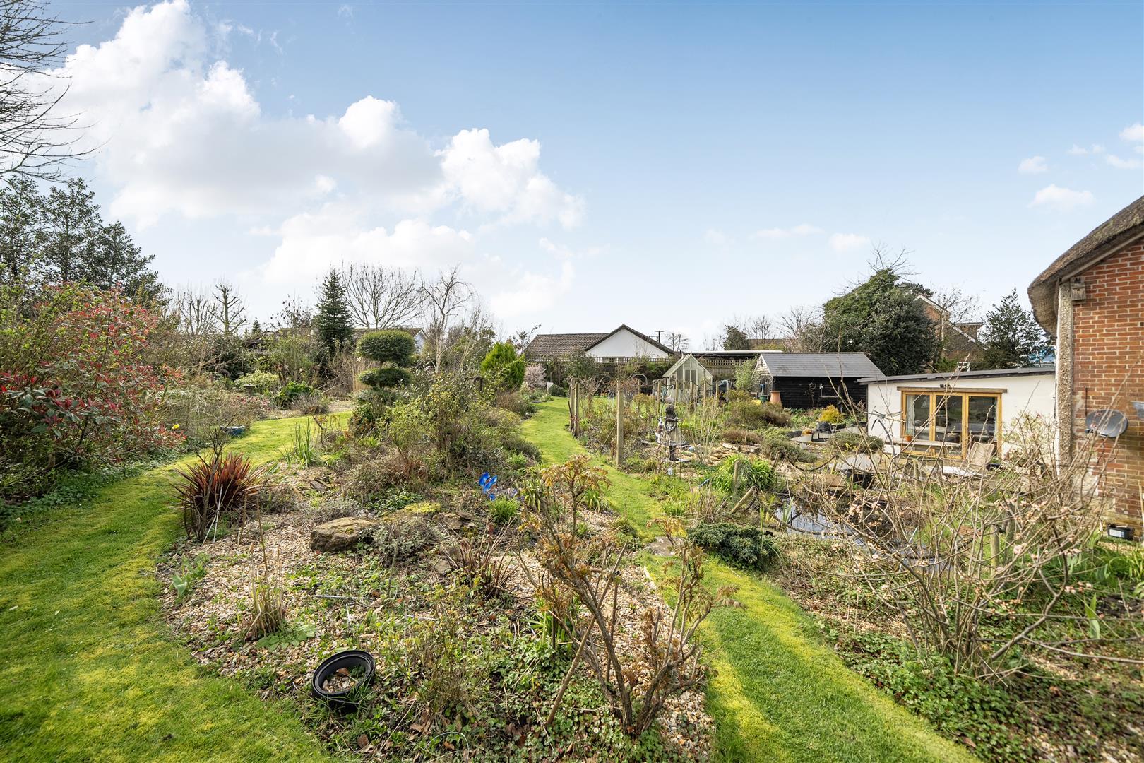 Property Image b006a4af-d13d-4939-a235-57d193559548