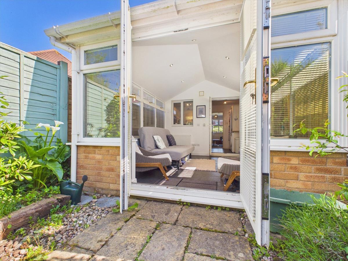 Property Image b01143cd-eb7f-43e3-b523-b4fadfa09ec6