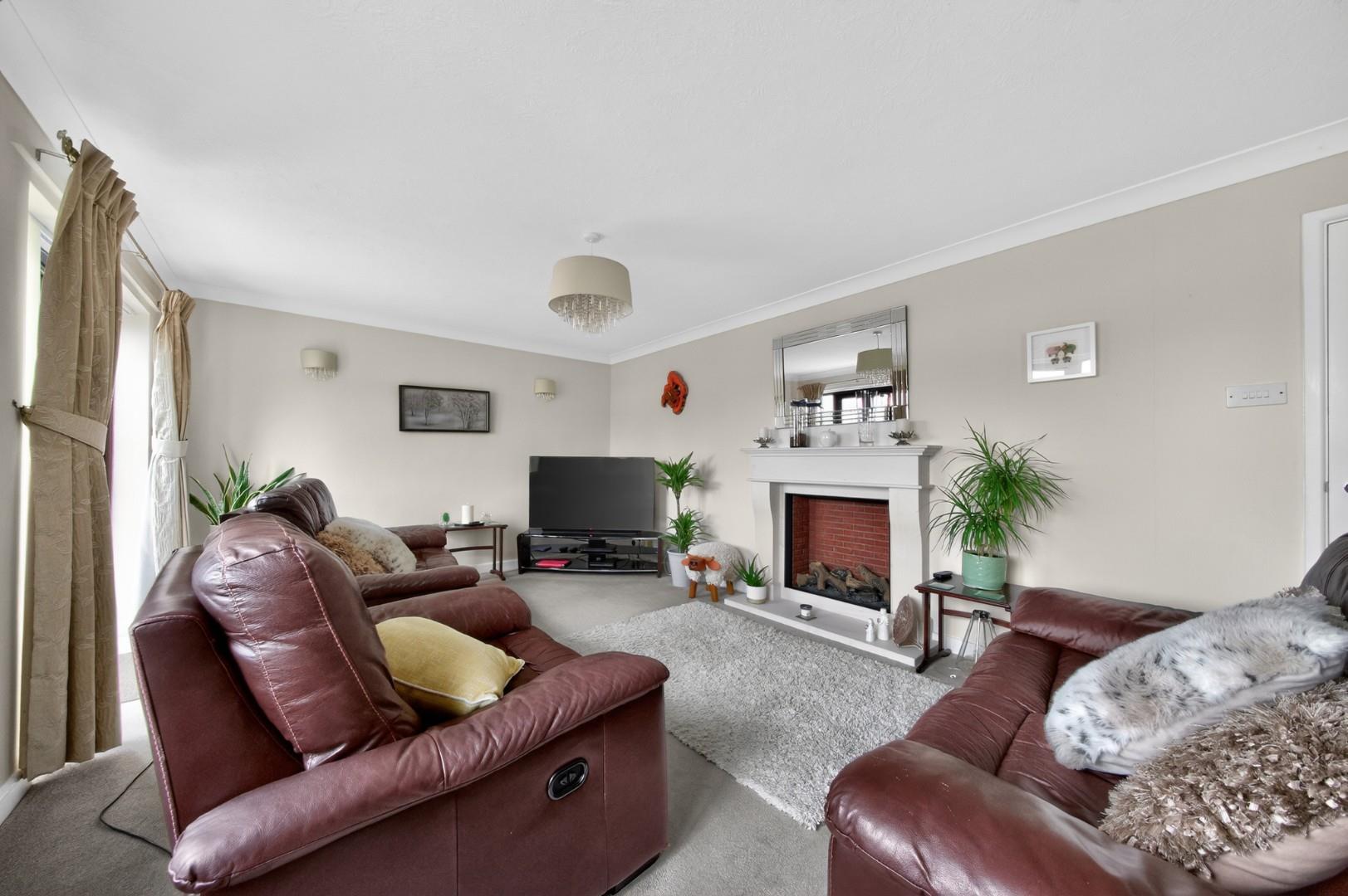 Property Image b0185818-27ce-4fa3-b10c-85257477d0b6