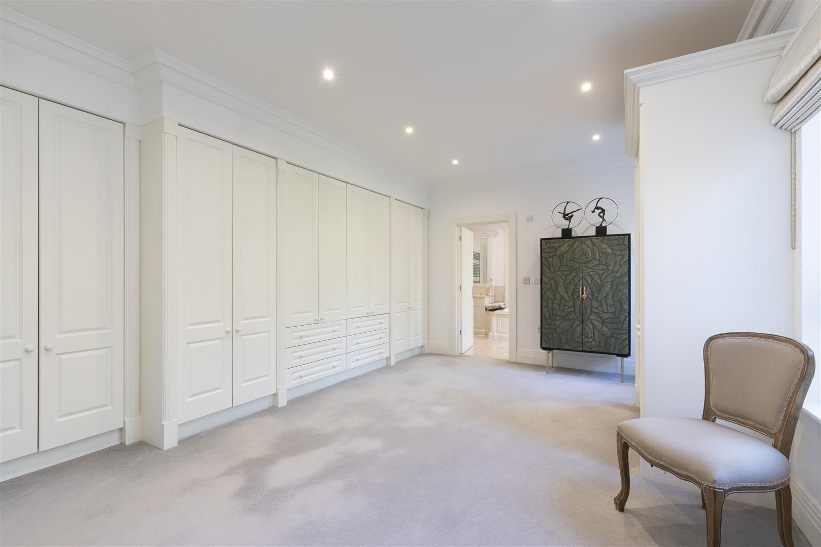 Property Image b01ddc43-7c51-4c51-9b43-b4168708467c