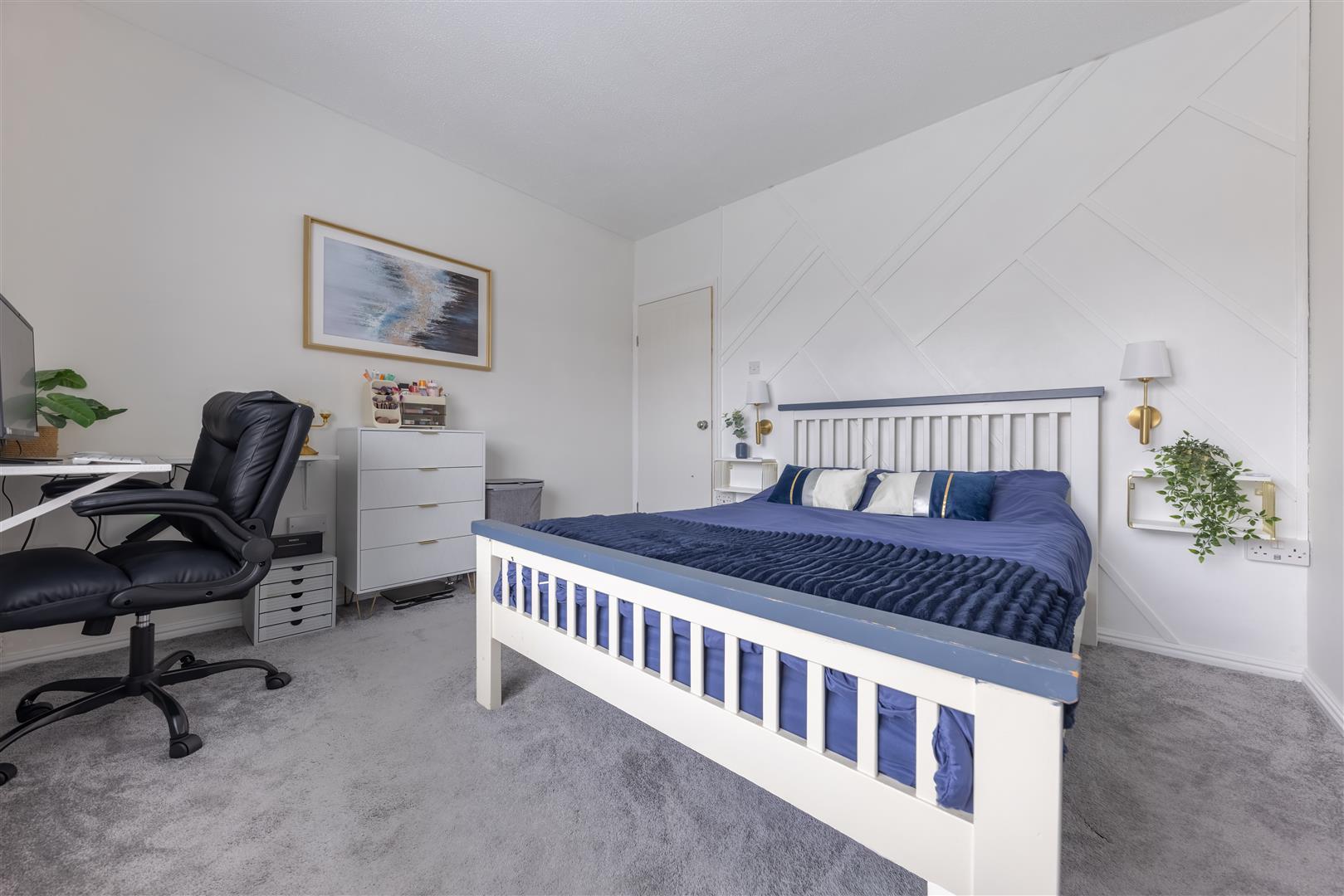 Property Image b01e703e-c3ab-42e5-96b6-9d36b5655852