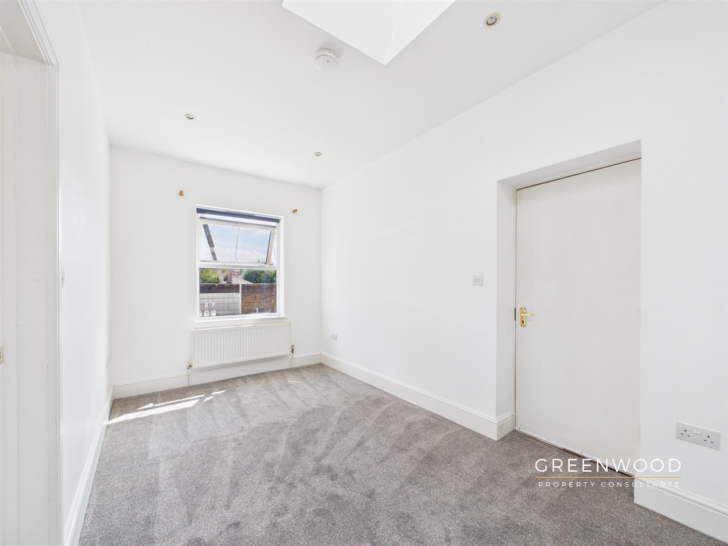 Property Imageb027187e-3bd4-40b0-a071-b95a0de2d647