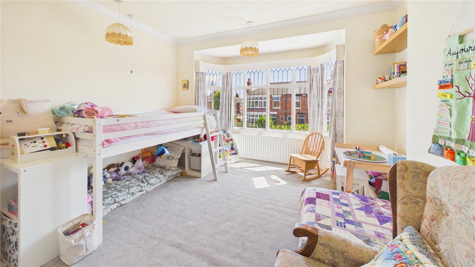 Property Image b0273e85-b0f0-4324-8f2e-b03768926acb