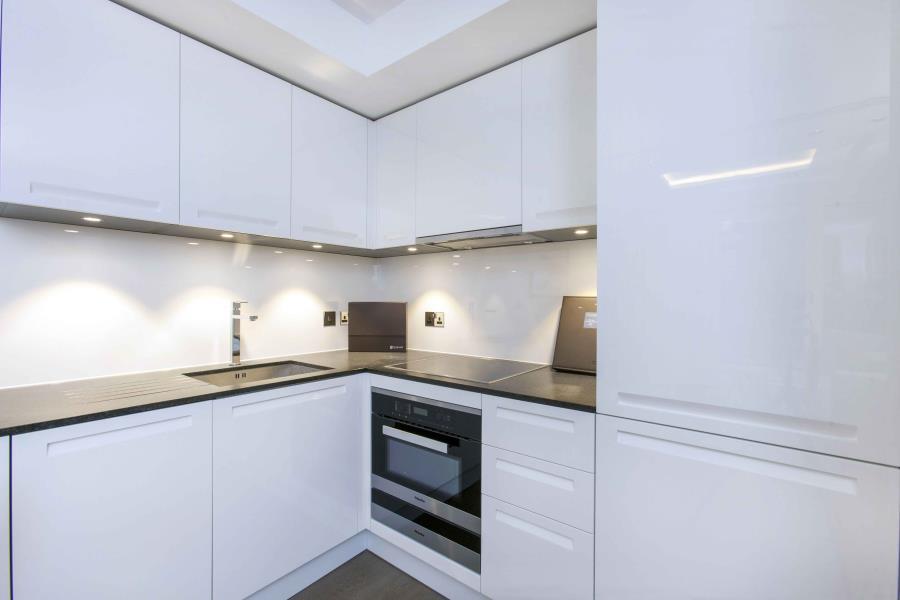 Property Imageb0277e16-42ad-495e-b942-3c408dbe181d