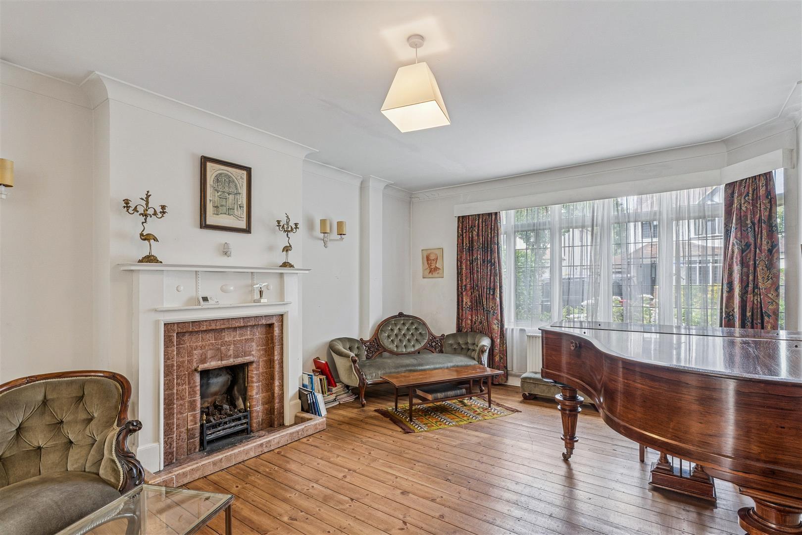 Property Image b030a5d5-54d5-43e9-978b-e758bdd37f60