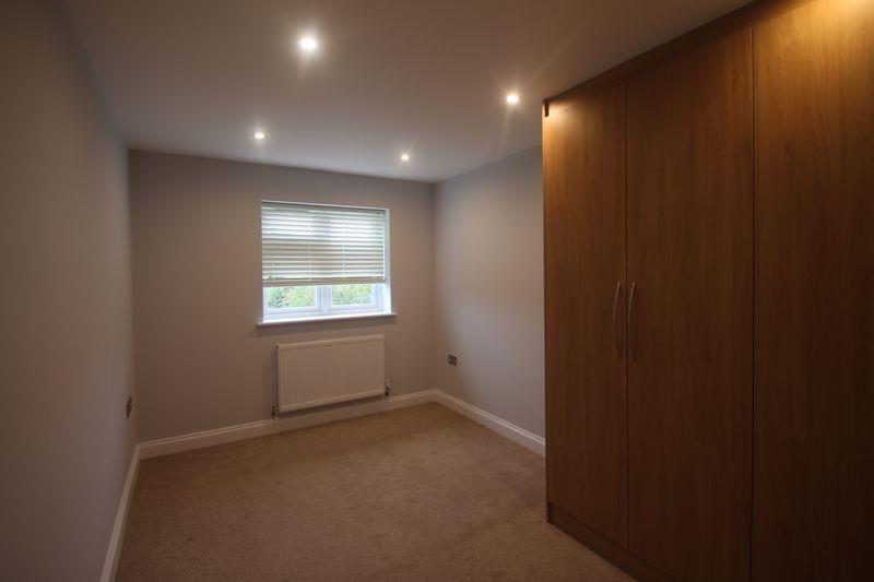 Property Image b03cbd0f-0e4b-4b5c-8c3c-bb2912603fd0