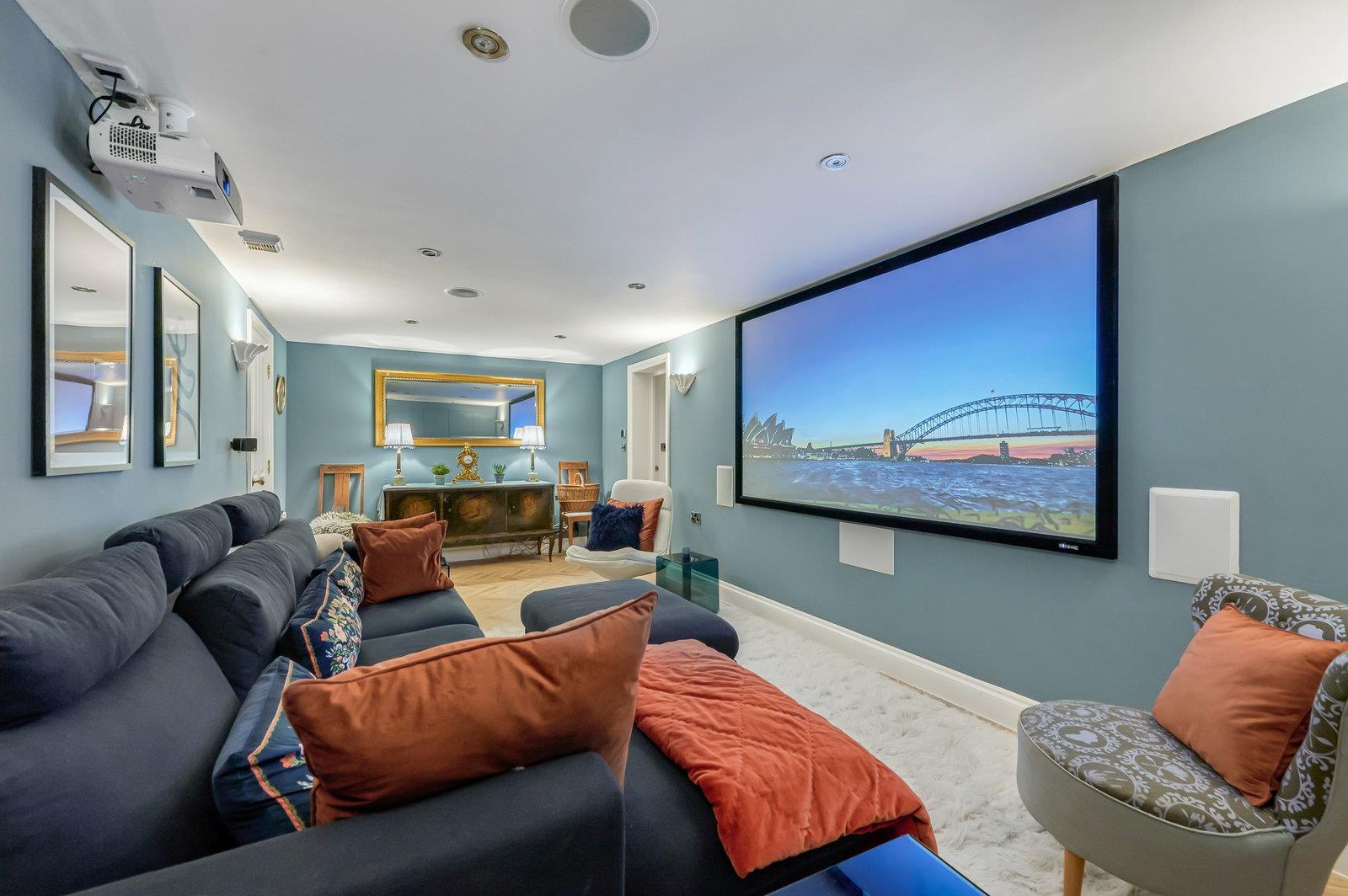 Property Image b03d9280-8947-4b5b-9bf1-93f6701fa015