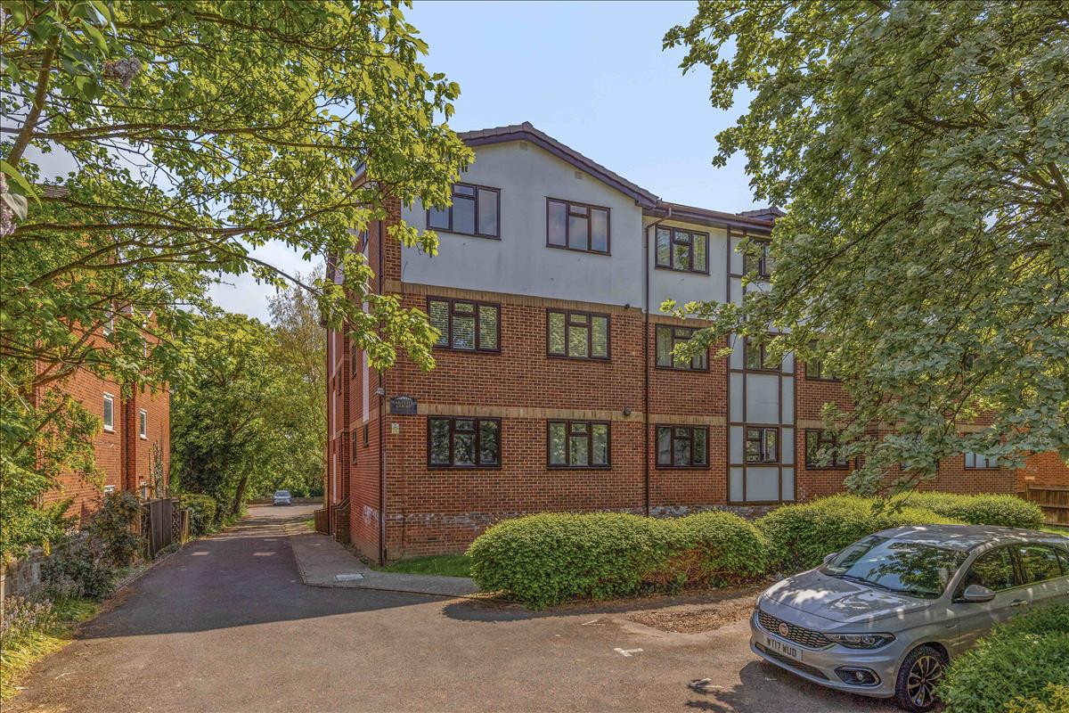 Property Image b03f114b-3932-4b3a-9f7d-1c59a7e3430f