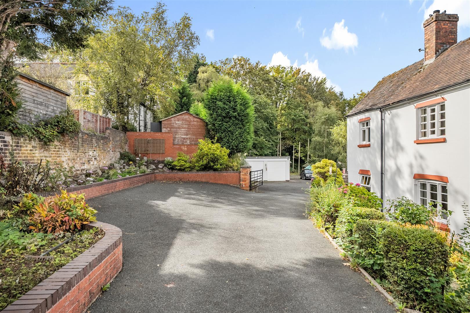 Property Image b046ee75-d1c9-48f3-9e00-95b6a429ee91