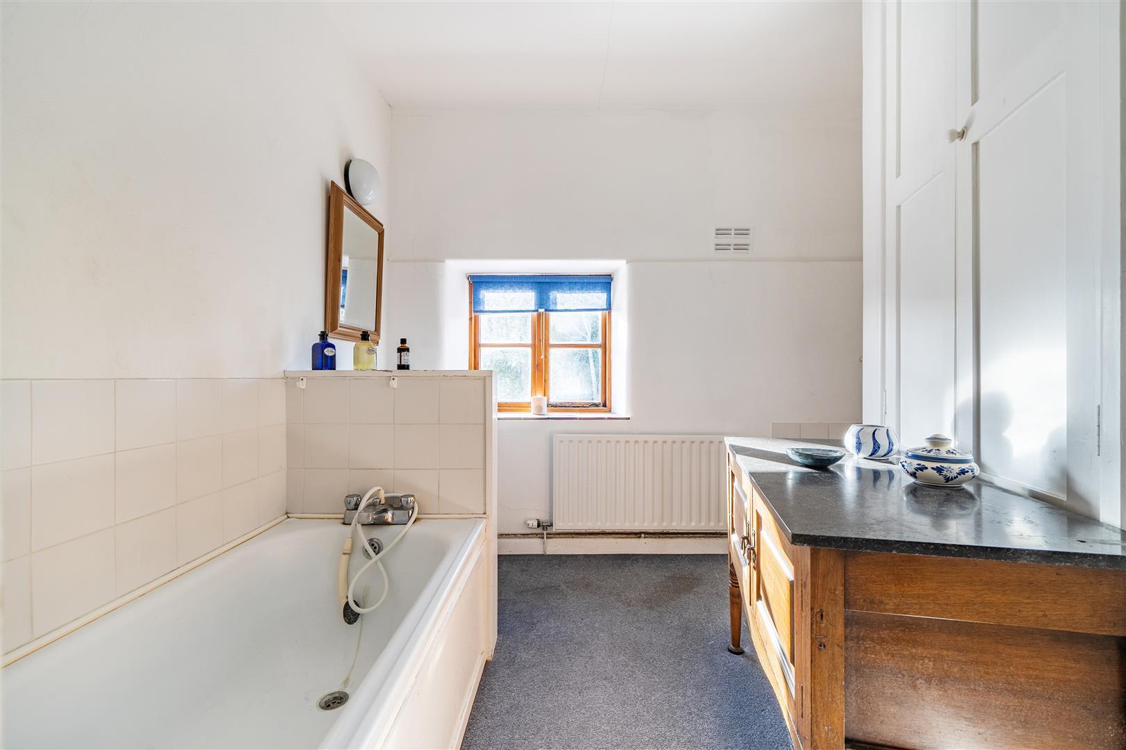 Property Image b051367d-5aca-46a3-a224-72526e40b501