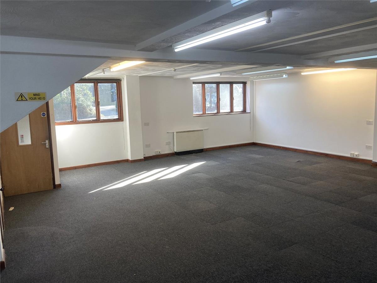 Property Image b051e89e-bd3c-47d2-9f98-73213c898b09