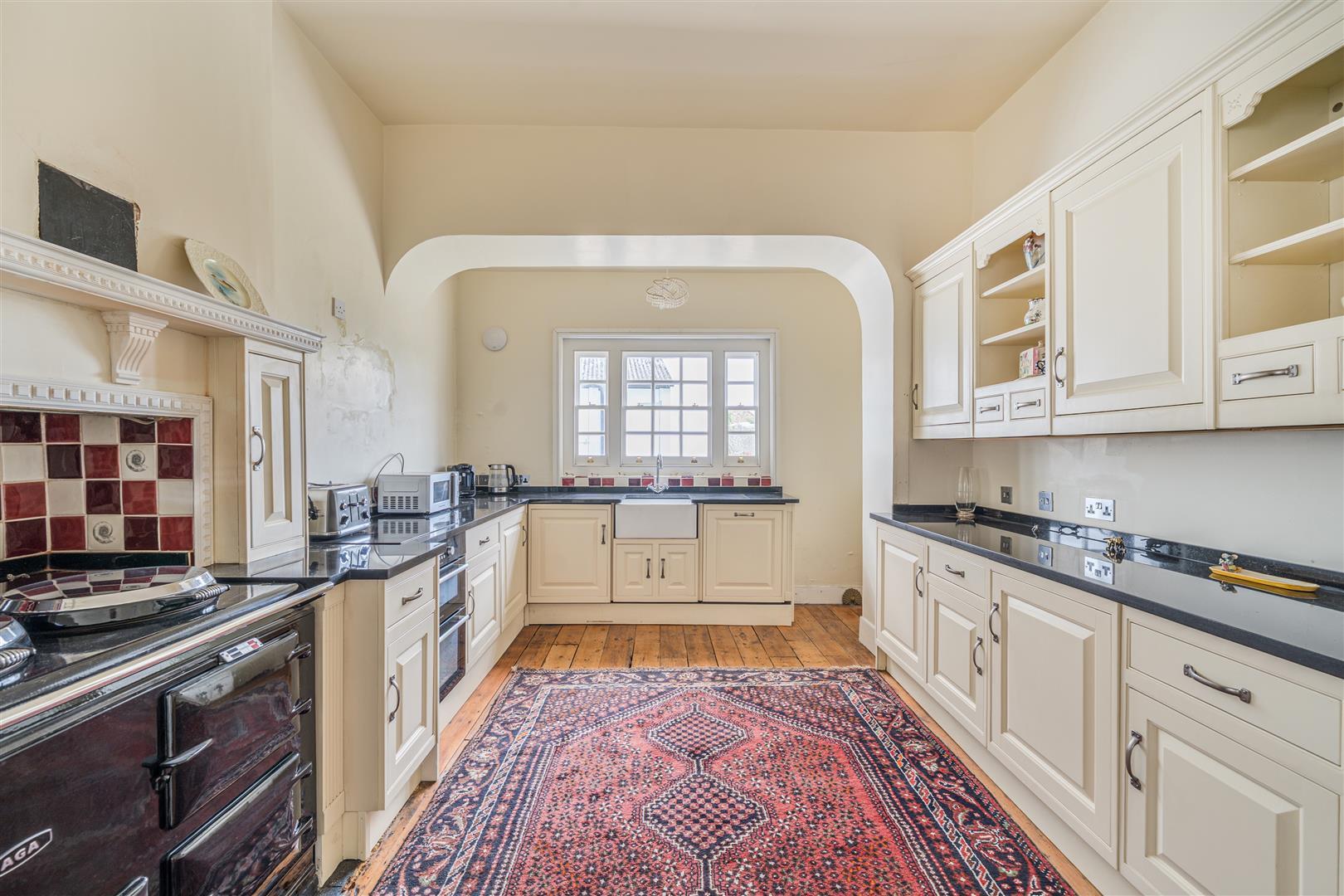 Property Image b0598420-e1bb-4f3f-80a1-fa069be162b5