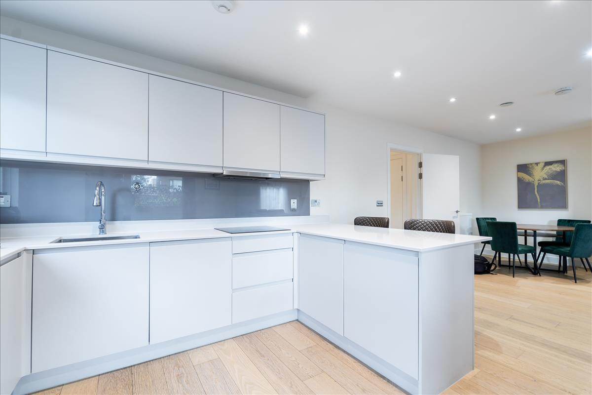 Property Image b0648a2e-8808-42af-a001-a8d575282ed5