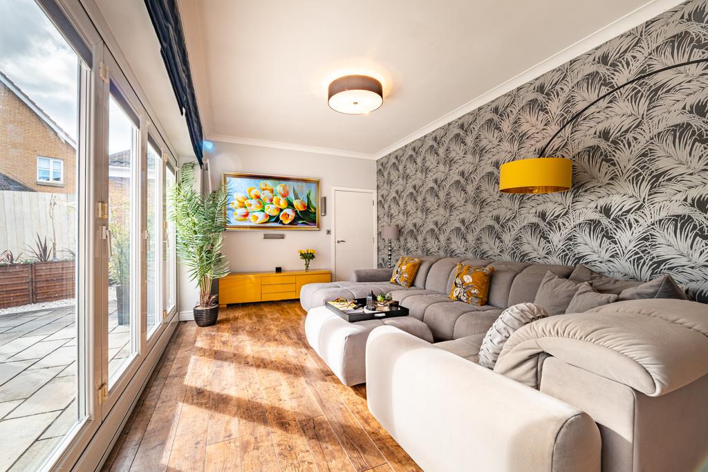 Property Image b06f3aa2-2976-4a19-852d-fcbbf90952af