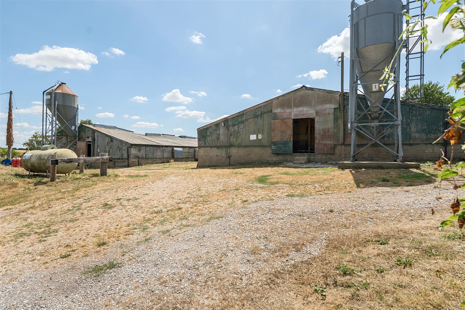 Property Image b0716d7f-2e3b-428b-94e1-201581b5265e