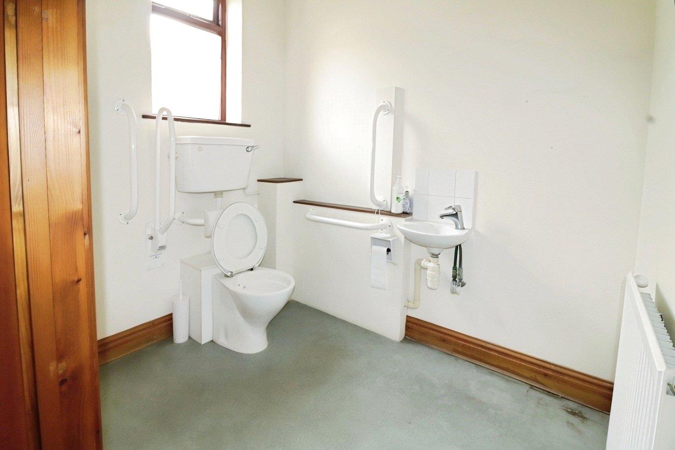 Property Image b079d15f-56d2-4172-ad7f-9e6be77c532f