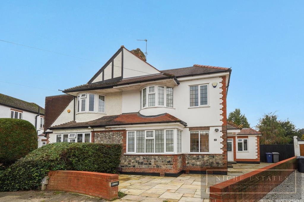 Property Image b093f71d-29df-4834-b2df-ab6066dc4cd5