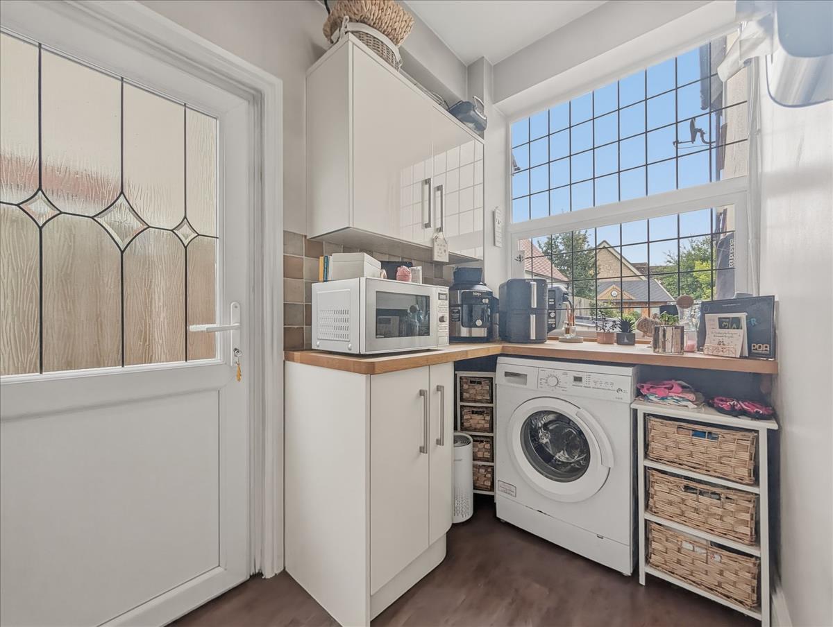 Property Image b09e6655-c181-4922-a94d-0dc8a683c25f