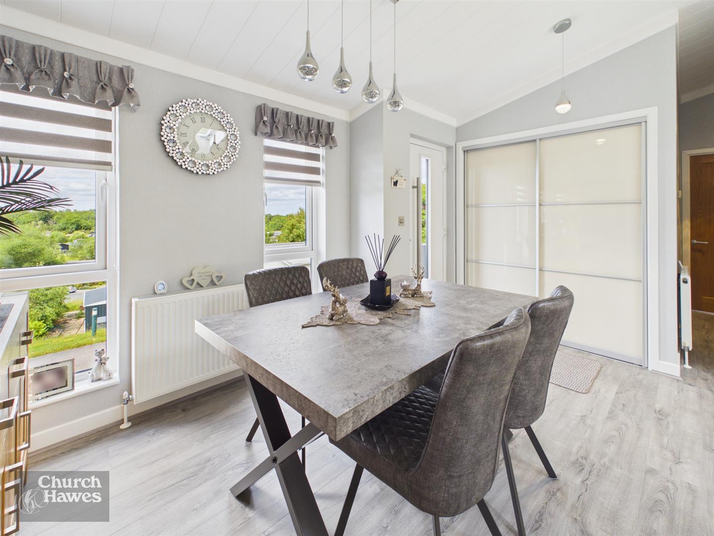 Property Image b0a2ddb2-1554-4b28-81e0-6bb8784c6700