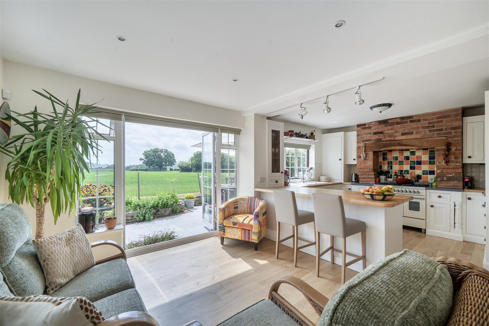 Property Image b0afb654-c38b-4c0e-b505-32352d513371