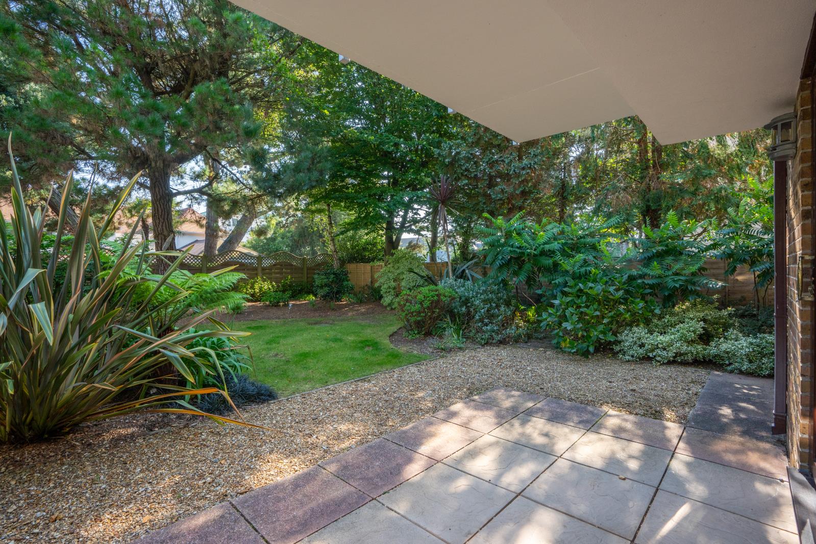 Property Image b0bb2c87-b285-44ef-b10d-80e9a76f5886