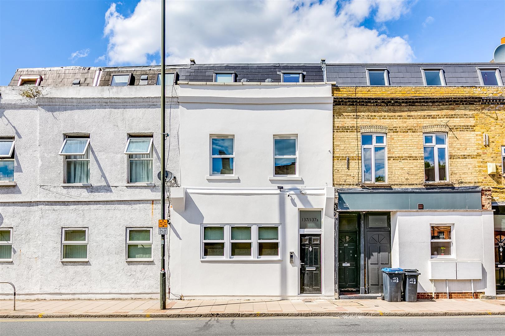 Property Image b0c78133-5d83-459b-86e8-f367912bfa2a