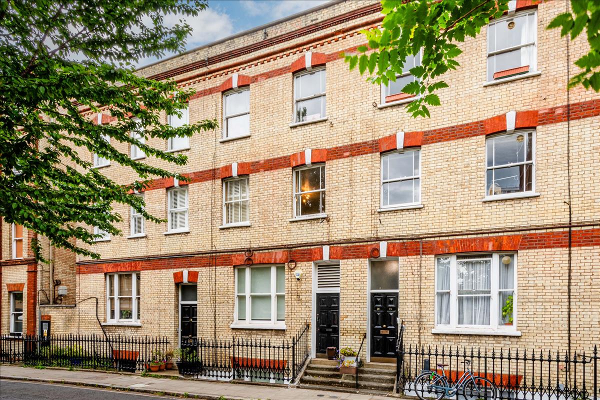External. Three bedroom split-level duplex apartment for sale on Orde Hall Street, Bloomsbury, WC1N.