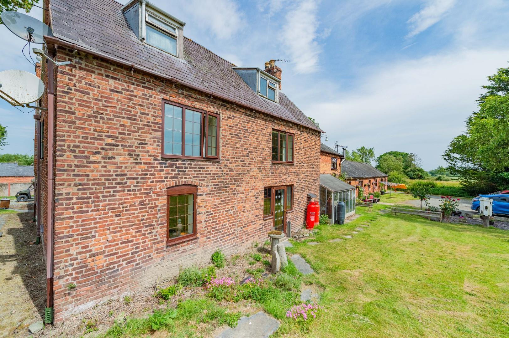 Property Image b0ceed0b-9292-46c3-8670-cb51a09cd5ab