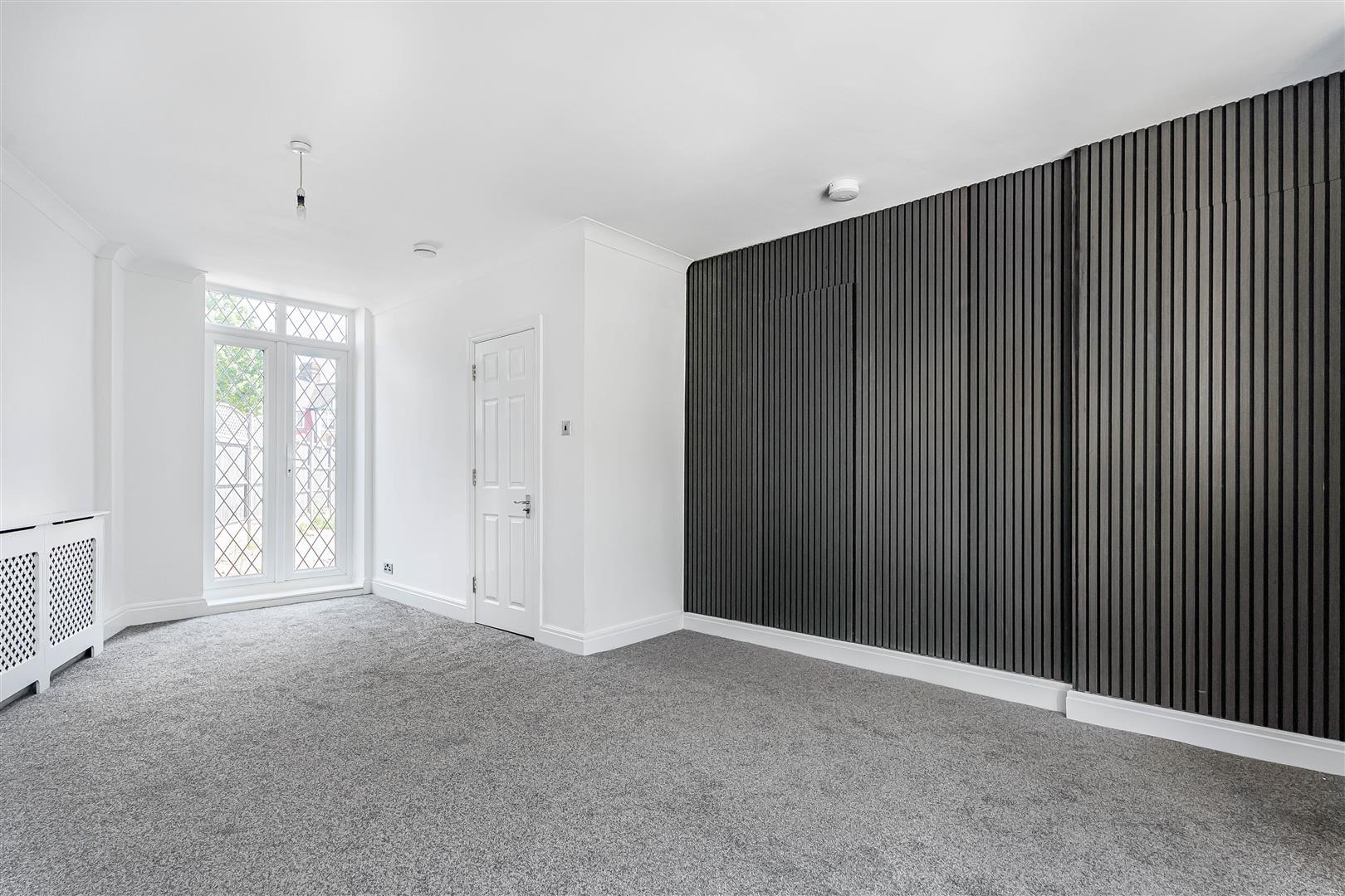 Property Image b0d7ed6f-ea88-499b-9656-534c45b09e85