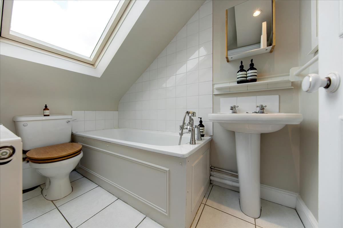Property Image b0d95892-e366-4058-a0d6-796a4aec26d3