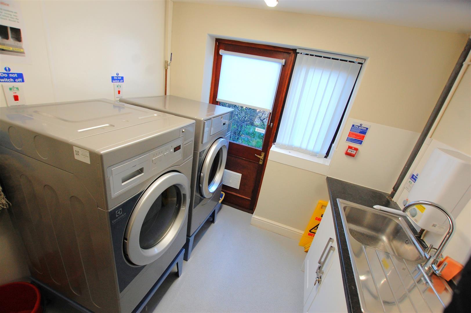 Property Image b0dc7d96-cd3a-4a3b-8111-f770b5a558c4