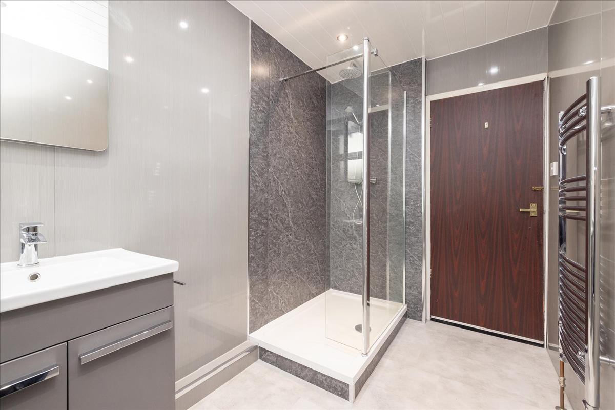 Property Image b0de04e1-fbdc-4f7f-b683-39e0a9a056a3