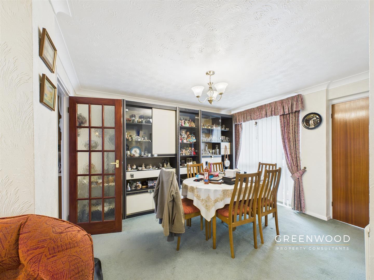 Property Image b0dfef79-5ab5-4896-87b3-7d504c7e4554