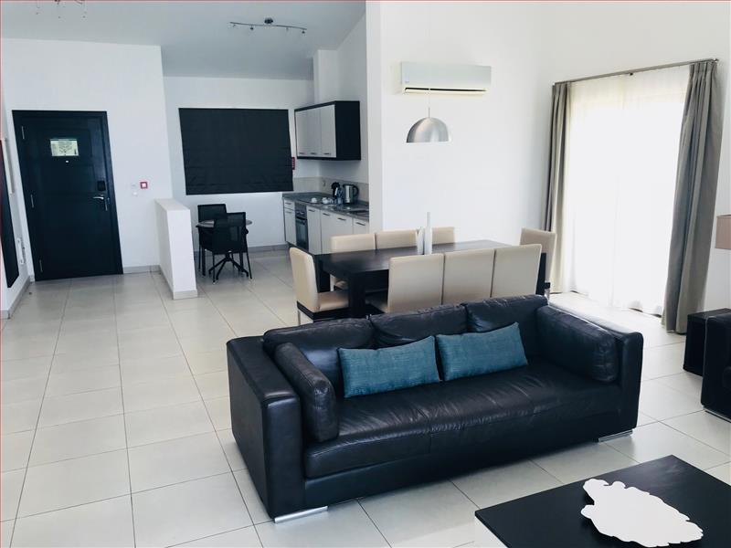 Property Image b0e40fbc-7e33-44d5-b566-cdc20056de5b