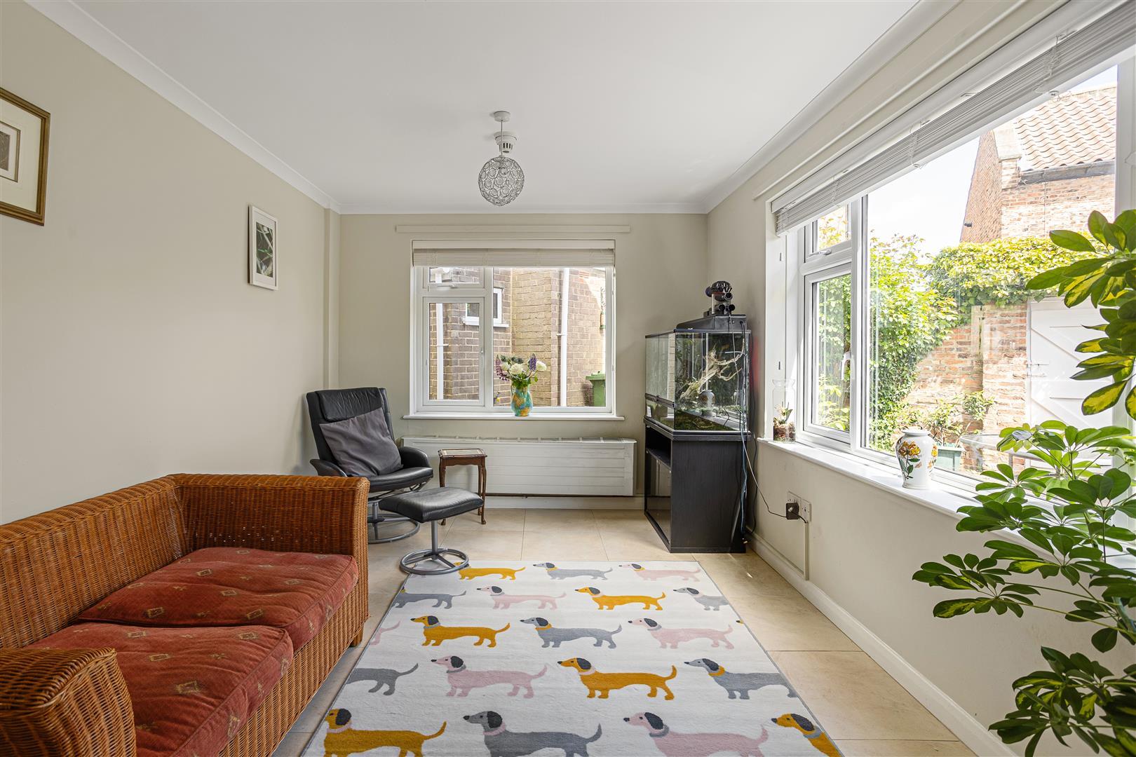 Property Image b0e83286-8842-45f3-bb2f-4665d6832e30