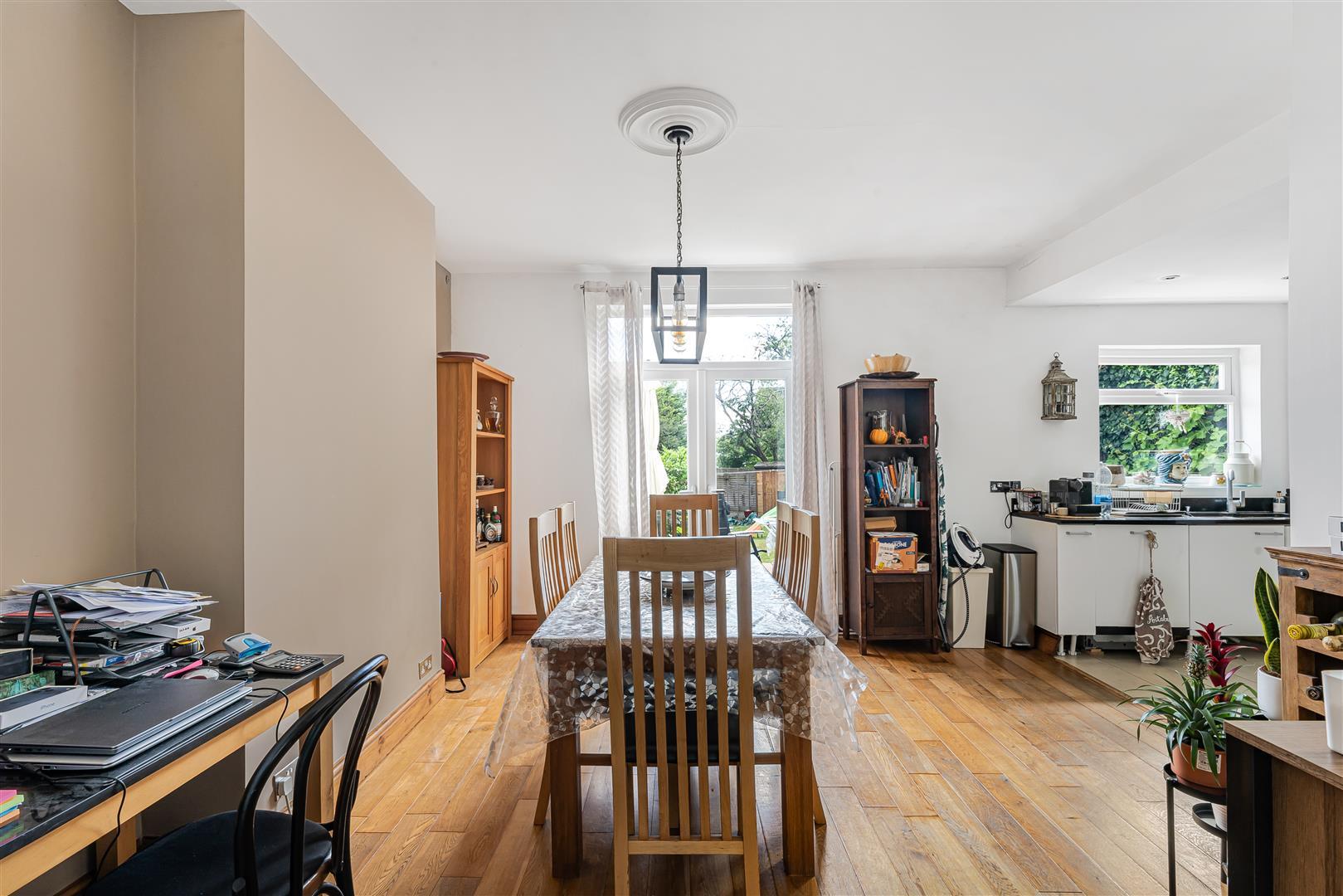 Property Image b0fb0400-c269-4ac3-86f1-6c21f3d95944