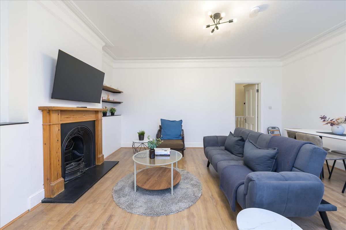 Property Image b0ff5271-7f44-4fb5-8809-02b4dc8f1e7f