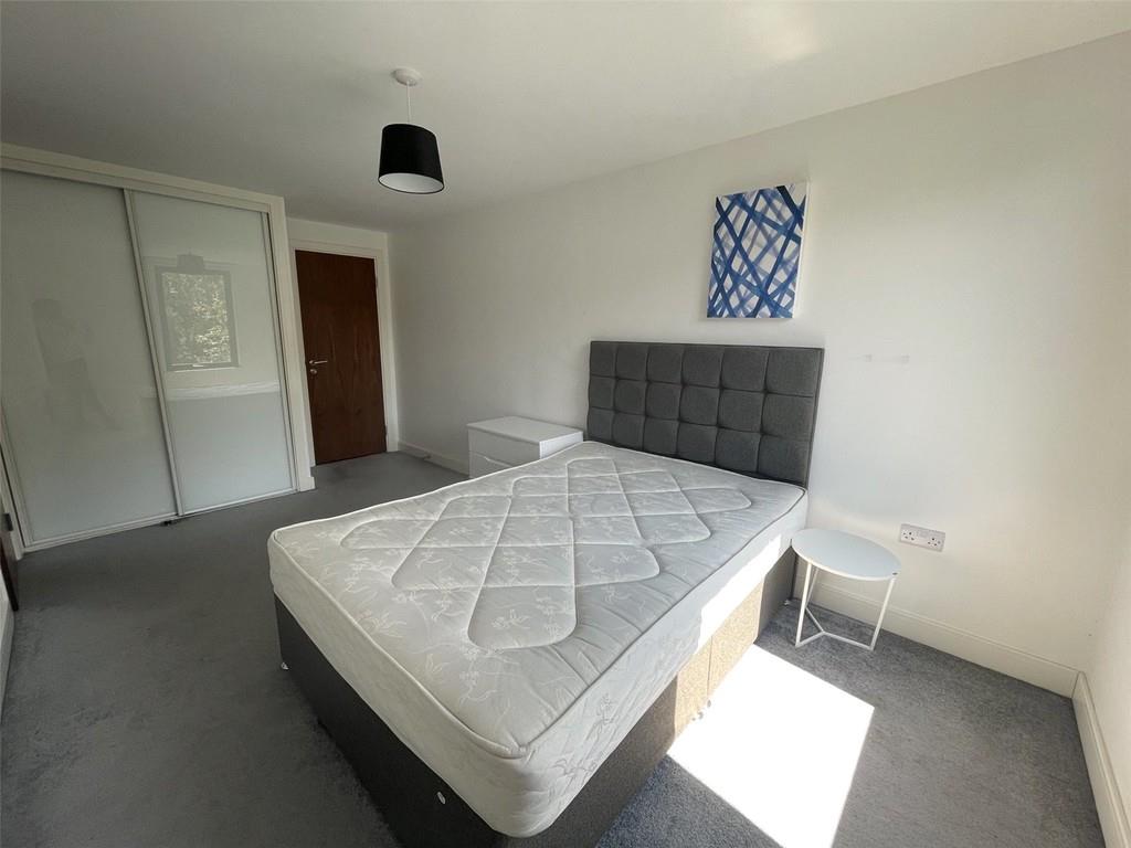 Property Image b103e402-e731-4fb4-8491-736f0d515411