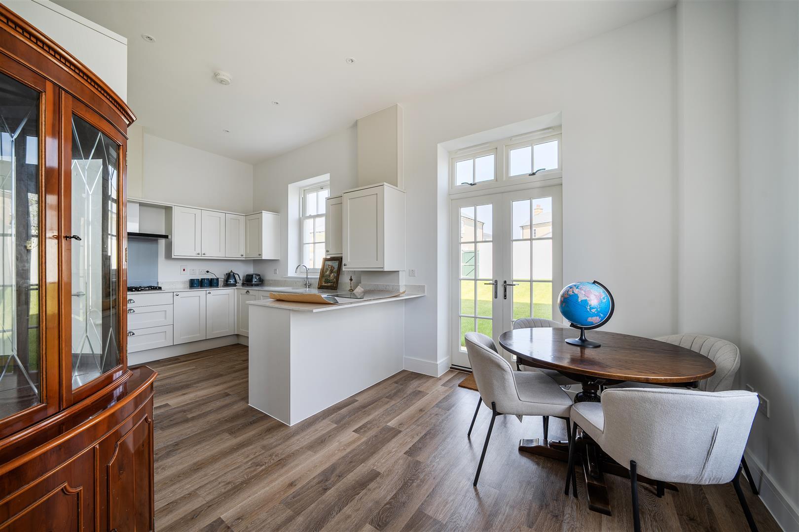 Property Image b118b21c-7d00-42e5-ba04-28ef2f6a3e60