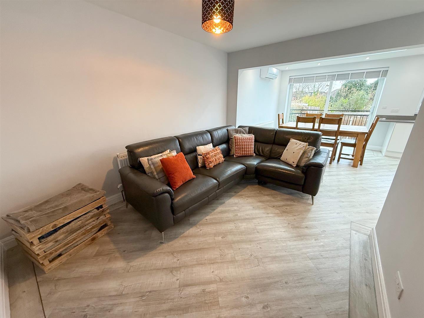 Property Image b1283563-deaa-482a-a939-9f37190cbee1