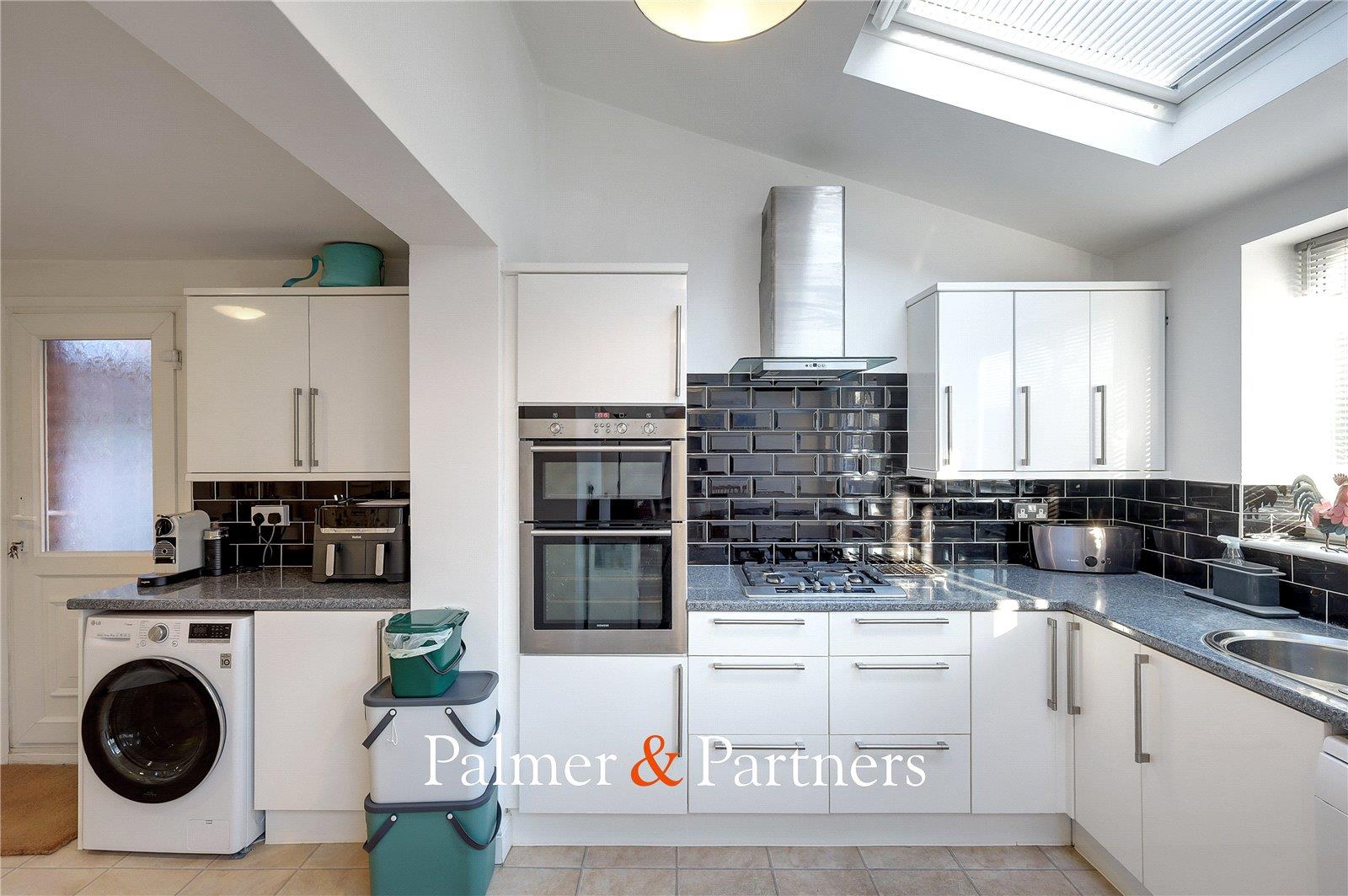 Property Image b12a7b61-2374-467b-837a-4a79f2468c6a