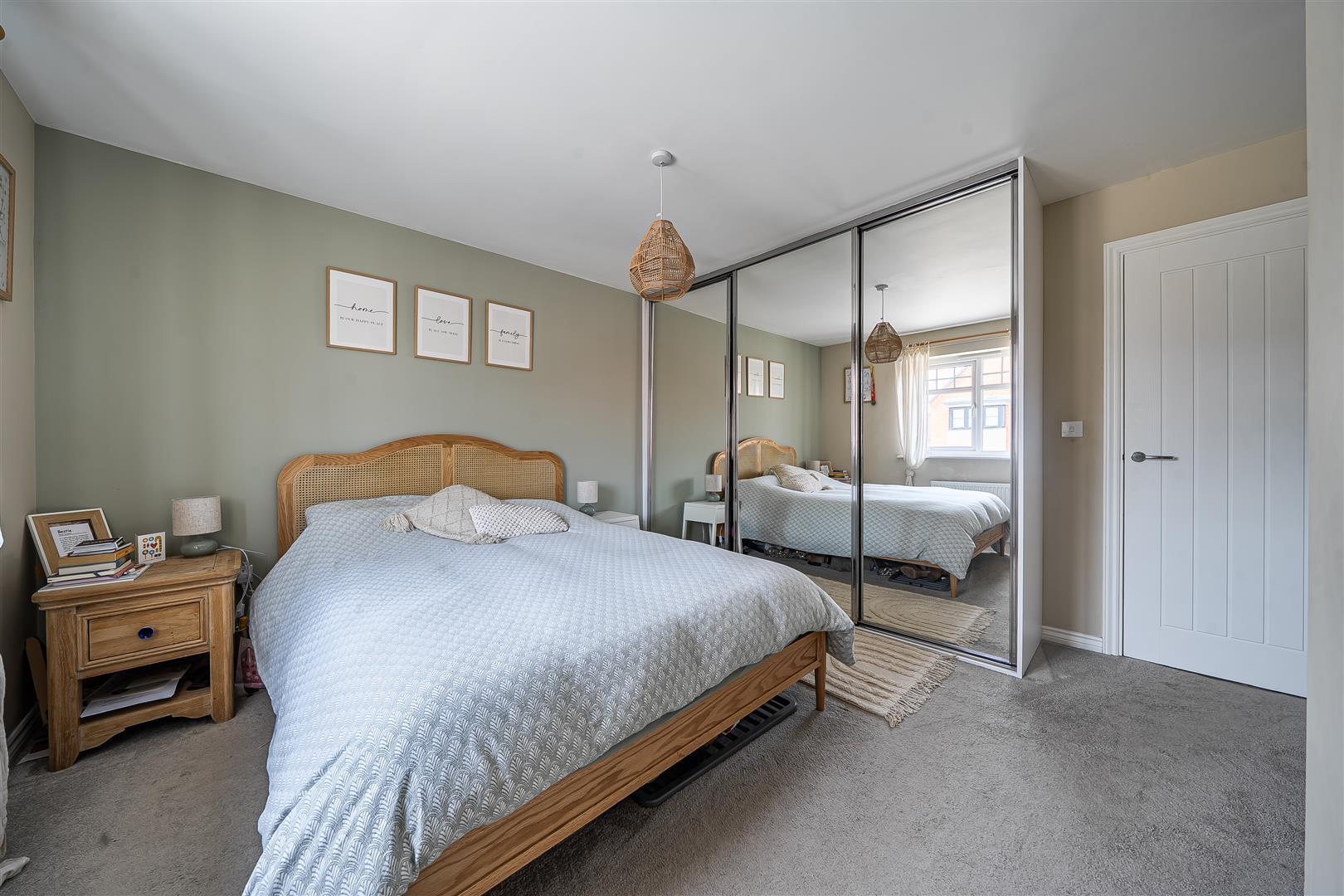 Property Image b12dc066-16e4-49c8-8d69-1abab0fe80c3