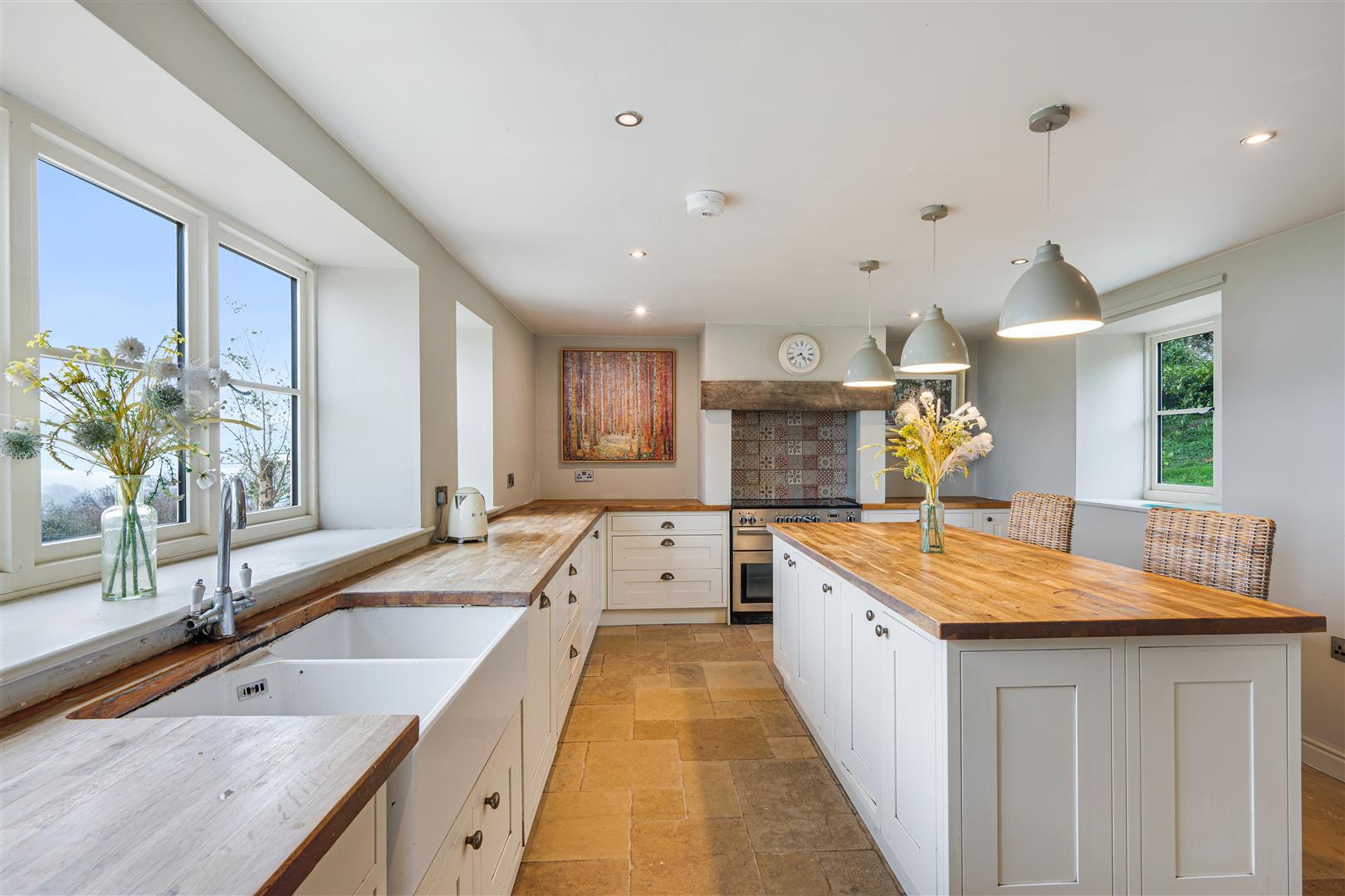 Property Image b134e847-ec87-43d4-a887-8867424f573a