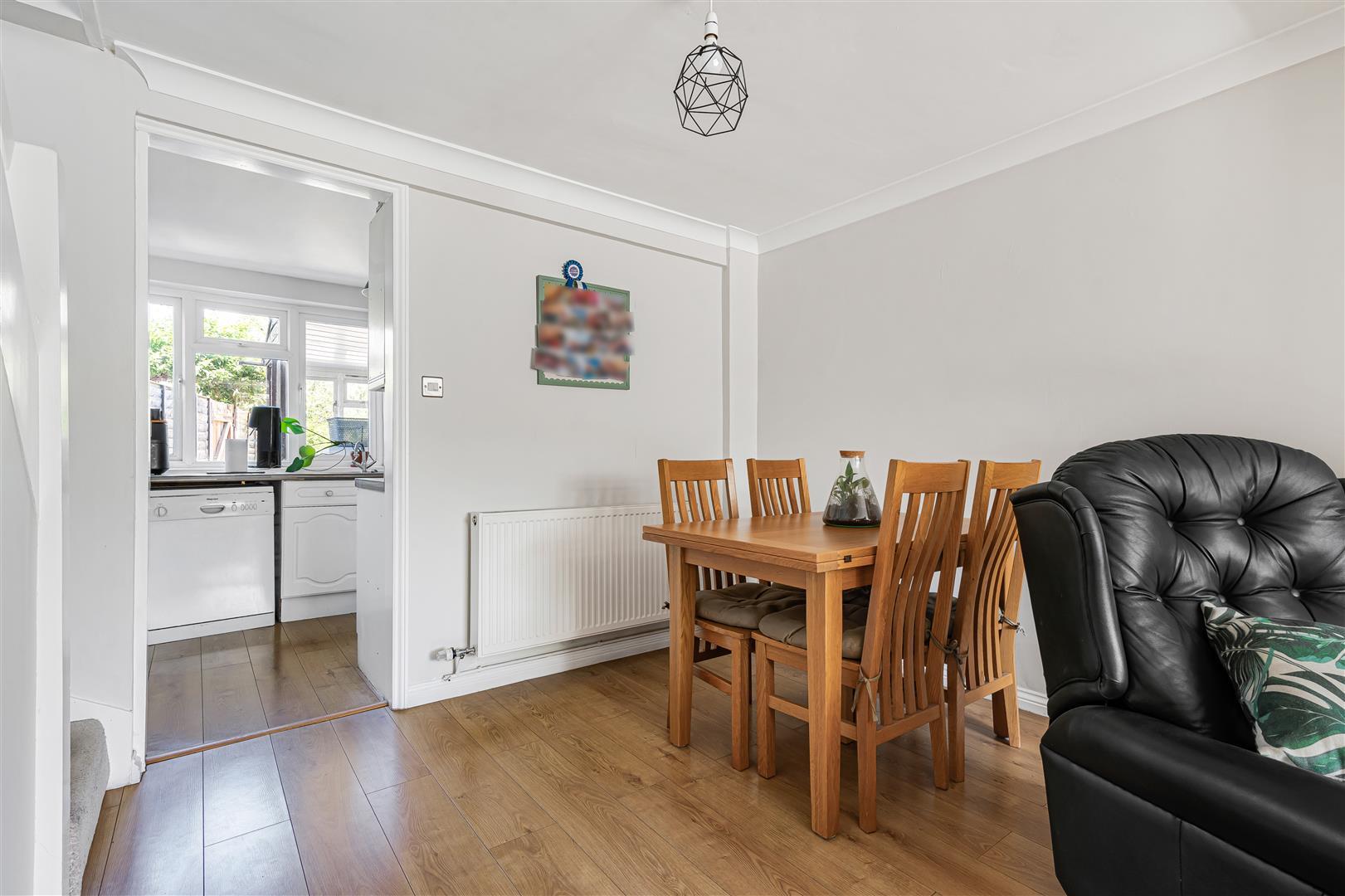 Property Image b136d409-384b-48ba-a1f3-5534ea0001c4