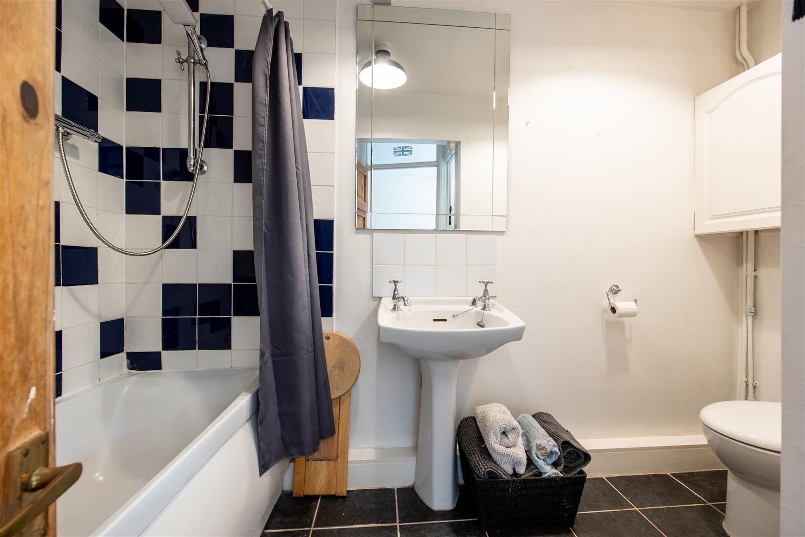 Property Image b141e6b2-869e-4ee4-80d2-163f56091cc4