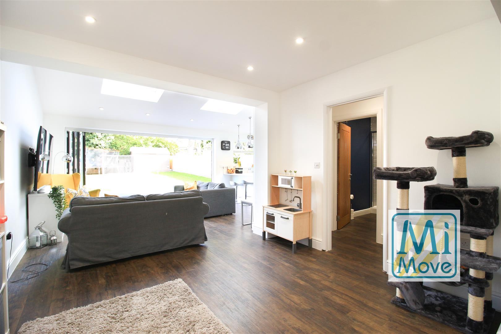 Property Image b14bc6ac-f039-46b0-bb90-ea50aba9455f
