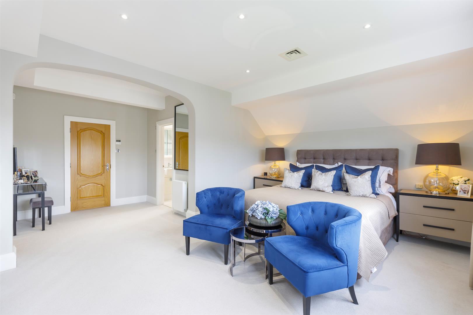 Property Image b14f6344-fedb-4bf7-ac70-c509aa5dfb84