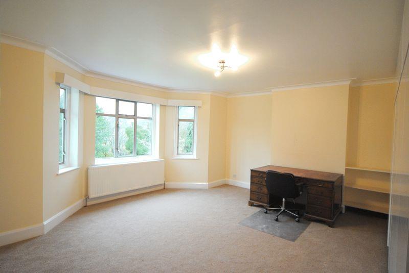 Property Image b15740ed-a043-4479-8744-274a433f1104