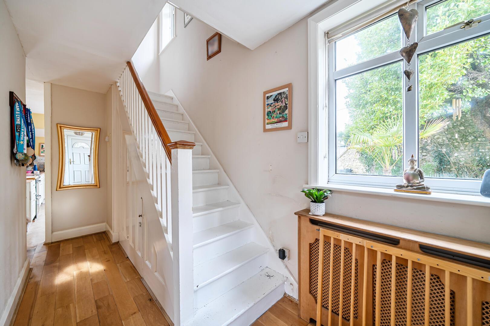 Property Image b1610229-417c-4202-b9c0-23e7f02114d9